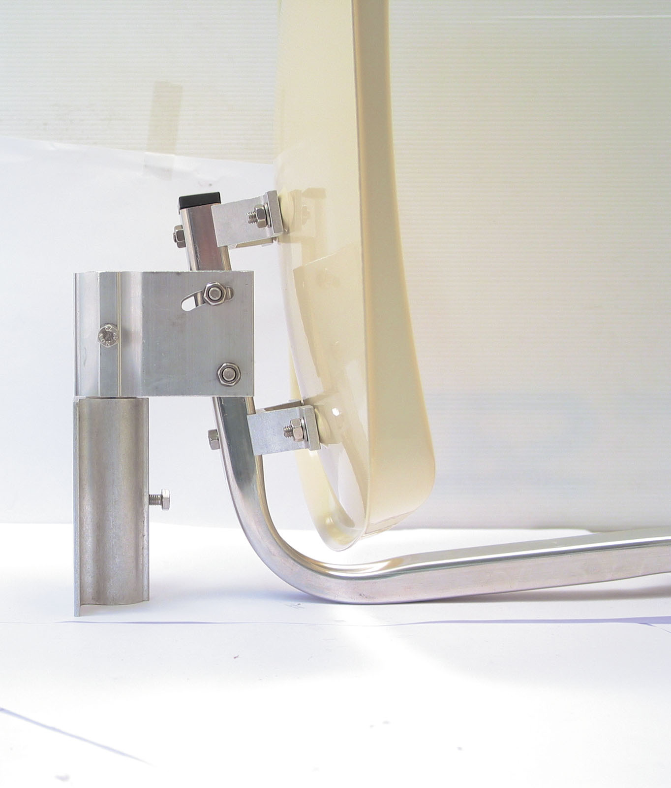 Wall Mount DIGIDISH, +30° Zubehör, Links